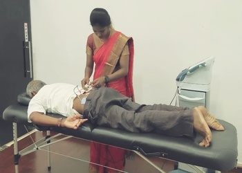 Shanthipriya-physiotherapy-clinic-Physiotherapists-Anna-nagar-madurai-Tamil-nadu-3