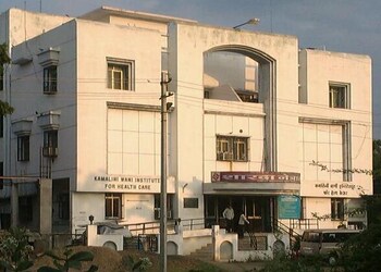 Sharda-netralaya-Eye-hospitals-Dhule-Maharashtra-1