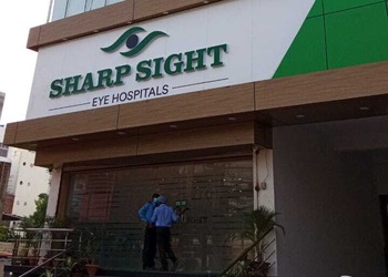 Sharp-sight-eye-hospital-Lasik-surgeon-Ashok-rajpath-patna-Bihar-1