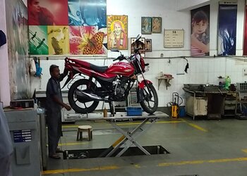 Shashank-auto-marketing-Motorcycle-dealers-Sagar-Madhya-pradesh-3