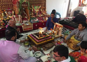 Shastri-bhavesh-dave-Astrologers-Naroda-ahmedabad-Gujarat-3
