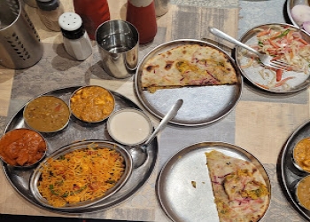 Sher-e-punjab-dhaba-Pure-vegetarian-restaurants-Raipur-Chhattisgarh-1