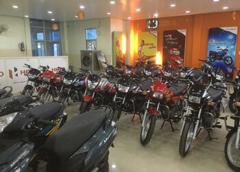 Shivay-motors-Motorcycle-dealers-Surat-Gujarat-2