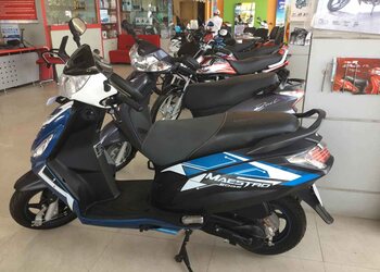 Shivay-motors-Motorcycle-dealers-Surat-Gujarat-3