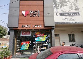 Shoe-love-Shoe-store-Ludhiana-Punjab-1