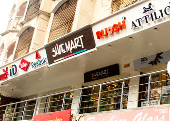 Shoe-mart-Shoe-store-Surat-Gujarat-1