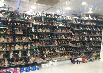 Shoe-world-Shoe-store-Pimpri-chinchwad-Maharashtra-3