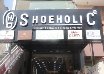 Shoeholic-footwear-Shoe-store-Jaipur-Rajasthan-1
