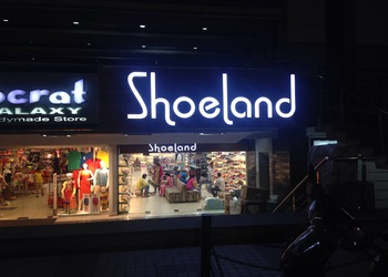 Shoeland-Shoe-store-Jalandhar-Punjab-1