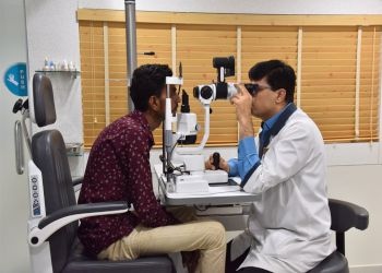 Shraddha-eye-hospital-and-laser-center-Eye-hospitals-Mavdi-rajkot-Gujarat-2