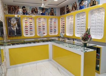 Shraddha-saburi-opticals-Opticals-Camp-amravati-Maharashtra-2