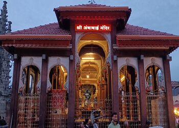 Shree-ambabai-mahalakshmi-temple-Temples-Kolhapur-Maharashtra-1