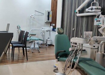Shree-gurunanak-dental-clinic-Dental-clinics-Dhule-Maharashtra-3