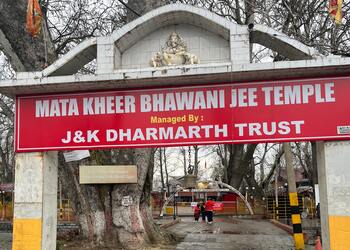Shree-kheer-bhawani-durga-temple-Temples-Srinagar-Jammu-and-kashmir-1