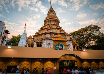 Shreemant-dagdusheth-halwai-ganpati-mandir-Temples-Pune-Maharashtra-1