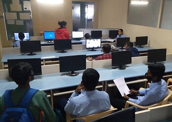 Shreeyash-college-of-engineering-technology-Engineering-colleges-Aurangabad-Maharashtra-3
