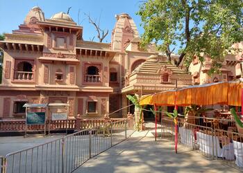 Shri-ganesh-temple-Temples-Nagpur-Maharashtra-3
