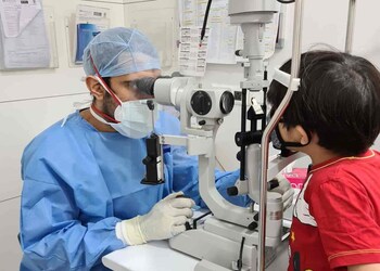 Shroff-eye-centre-Eye-specialist-ophthalmologists-Kalkaji-delhi-Delhi-2