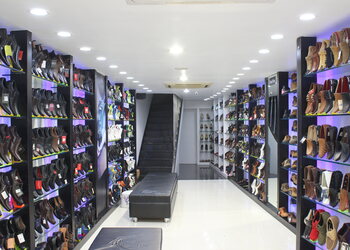 Shubh-kadam-Shoe-store-Raipur-Chhattisgarh-3