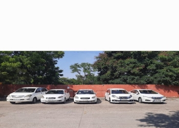 Shubham-car-rental-service-Car-rental-Mahal-nagpur-Maharashtra-1