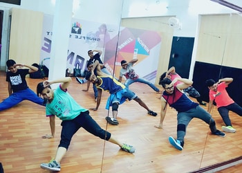 Shuffle-street-dance-academy-Dance-schools-Saltlake-bidhannagar-kolkata-West-bengal-1
