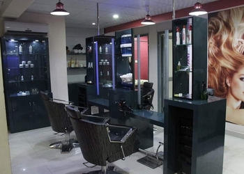 Signature-salon-Beauty-parlour-Rajpur-dehradun-Uttarakhand-2