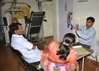 Singh-physiotherapy-Physiotherapists-Agra-Uttar-pradesh-2