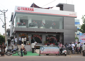 Siri-motors-yamaha-dealer-Motorcycle-dealers-Rajahmundry-rajamahendravaram-Andhra-pradesh-1