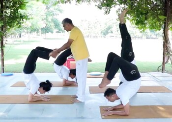 Sivananda-yoga-centre-Yoga-classes-Cyber-city-gurugram-Haryana-3