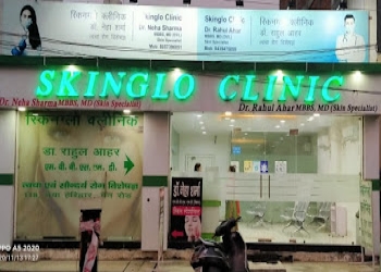 Skinglo-clinic-Dermatologist-doctors-Haridwar-Uttarakhand-1