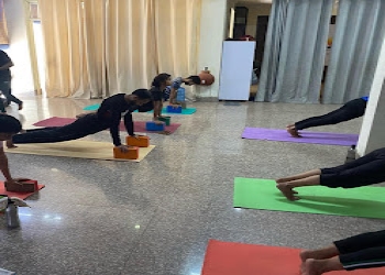 Skm-yoga-Yoga-classes-Noida-Uttar-pradesh-1