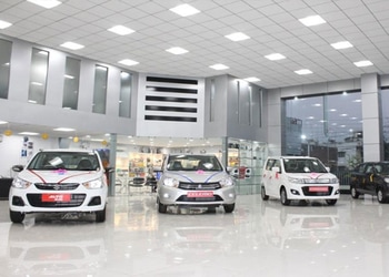 Sky-automobiles-Car-dealer-Raipur-Chhattisgarh-2