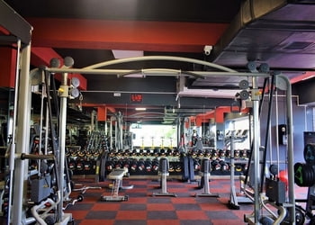 Smash-fitness-studio-Gym-Royapettah-chennai-Tamil-nadu-3