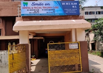 Smile-on-Dental-clinics-Buxi-bazaar-cuttack-Odisha-1