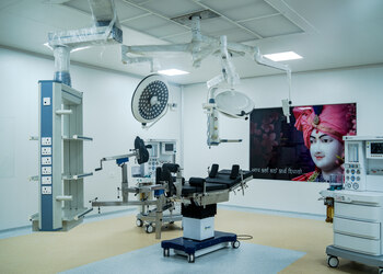 Smvs-swaminarayan-hospital-Multispeciality-hospitals-Gandhinagar-Gujarat-2