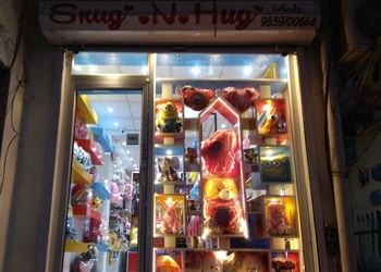 Snug-n-hug-gift-shop-Gift-shops-Alambagh-lucknow-Uttar-pradesh-1