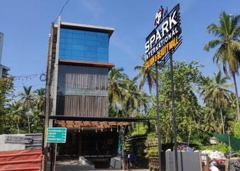 Spark-Beauty-parlour-Palayam-kozhikode-Kerala-1