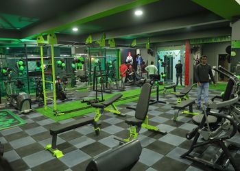 Spartan-extreme-gym-Gym-Vadodara-Gujarat-3