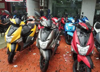 Speed-wheels-Motorcycle-dealers-Thane-Maharashtra-3