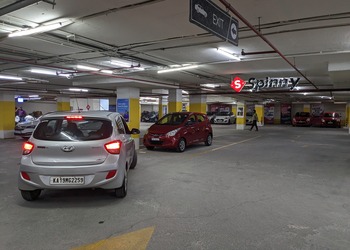 Spinny-car-hub-Used-car-dealers-Btm-layout-bangalore-Karnataka-1