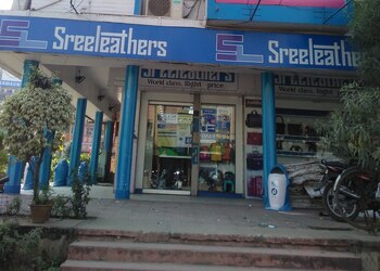 Sreeleathers-Shoe-store-Bokaro-Jharkhand-1