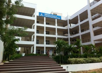 Sreyas-institute-of-engineering-and-technology-Engineering-colleges-Hyderabad-Telangana-1