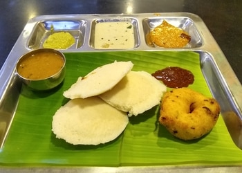 Sri-aiswariya-vegetarian-restaurant-Pure-vegetarian-restaurants-Thiruvananthapuram-Kerala-2