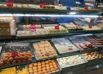 Sri-krishna-mistanna-bhandar-Sweet-shops-Jadavpur-kolkata-West-bengal-3