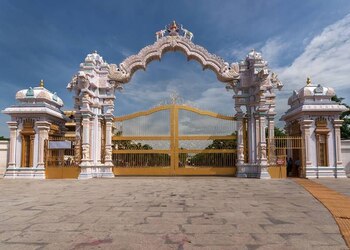 Sri-lakshmi-narayani-golden-temple-Temples-Vellore-Tamil-nadu-1