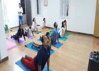 Sri-raksha-yoga-kendra-Yoga-classes-Banaswadi-bangalore-Karnataka-1
