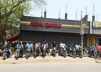 Sri-ram-moto-corp-Motorcycle-dealers-Bhagalpur-Bihar-1