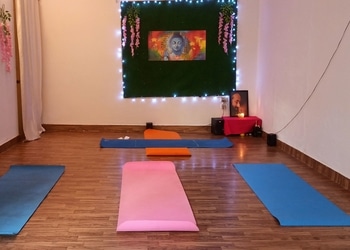 Sri-sri-yog-kendra-Yoga-classes-George-town-allahabad-prayagraj-Uttar-pradesh-2