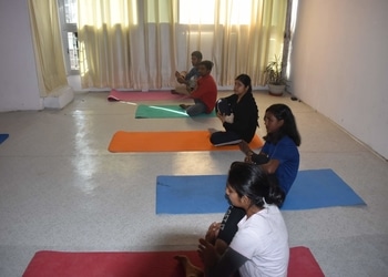 Sri-sri-yog-kendra-Yoga-classes-George-town-allahabad-prayagraj-Uttar-pradesh-3