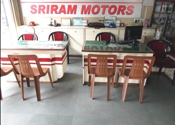 Sriram-motors-Car-dealer-Raiganj-West-bengal-1